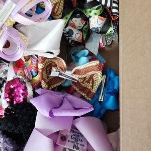 Box of hairbows